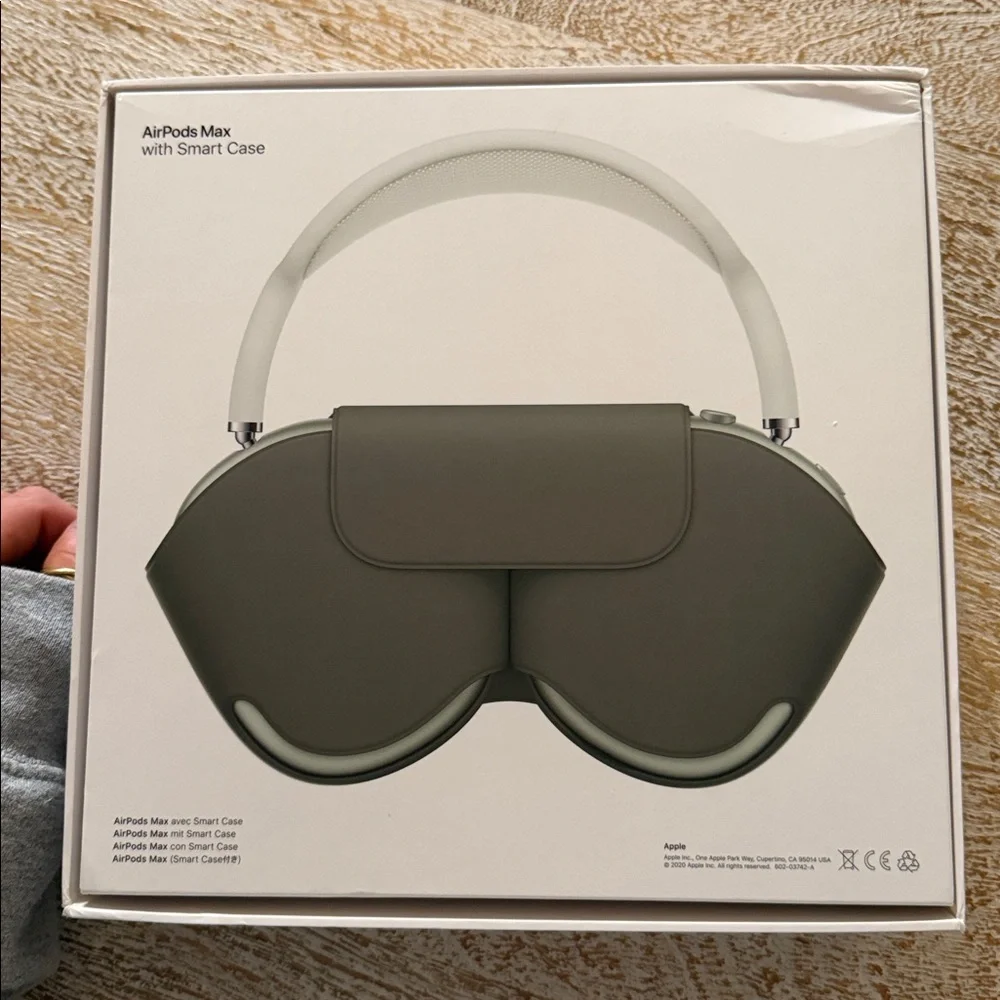 Apple AirPods Max - Picture 3 of 17